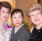 Prof.Kumiko Miyazaki (center), president of NAOTA, Ronell Douglass and former president, Ingrid Luders.